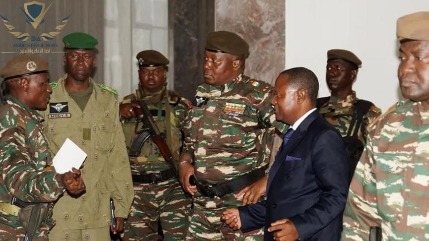 السفير الفرنسي في النيجر يرفض المغادرة هل تتدخل فرنسا عسكريا؟