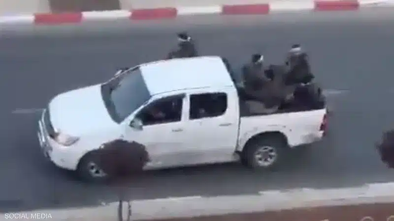بالفيديو.. تسلل عشرات المسلحين من غزة إلى إسرائيل والقسام تعلن بدء عملية طوفات الأقصى
