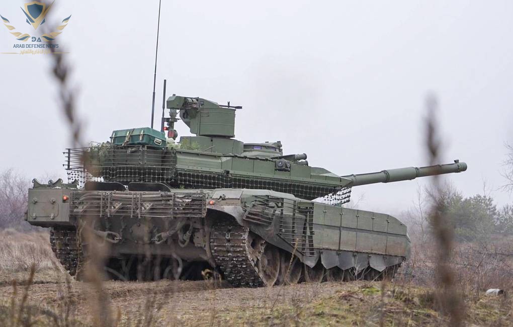روسيا تعرض دبابة T-90M بنظام دفاعي جديد ضد الطائرات بدون طيار