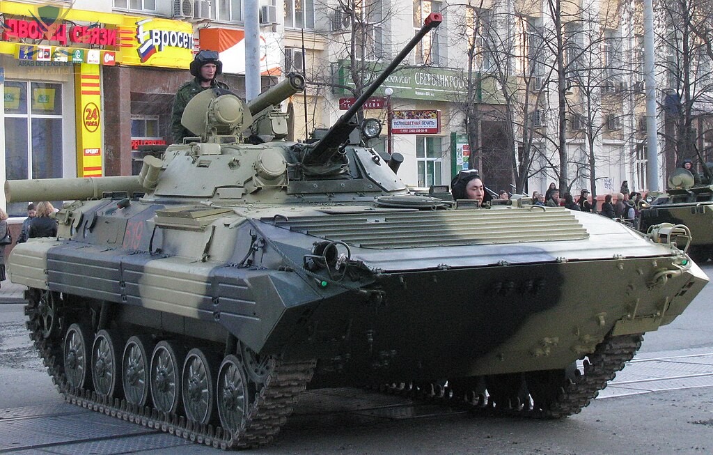 الجيش الروسي يتسلم دفعة جديدة من المركبات القتالية BMP-2M