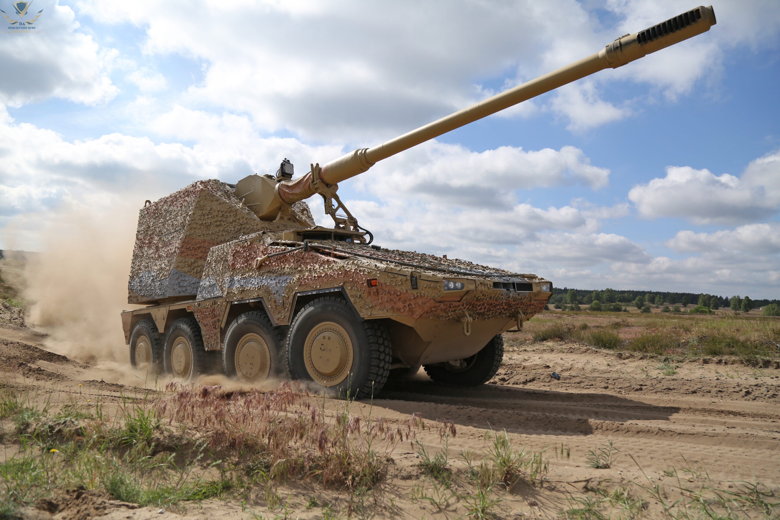 الشركة الألمانية KNDS تقدم أول نظام مدفعية آلي بالكامل RCH155 للجيش الأوكراني
