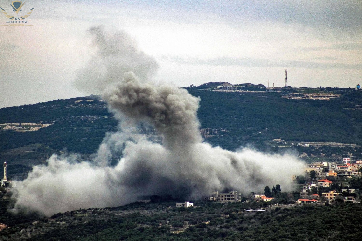 إسرائيل تهدد بقصف بيروت ونصر الله يرد صواريخنا تصل إيلات