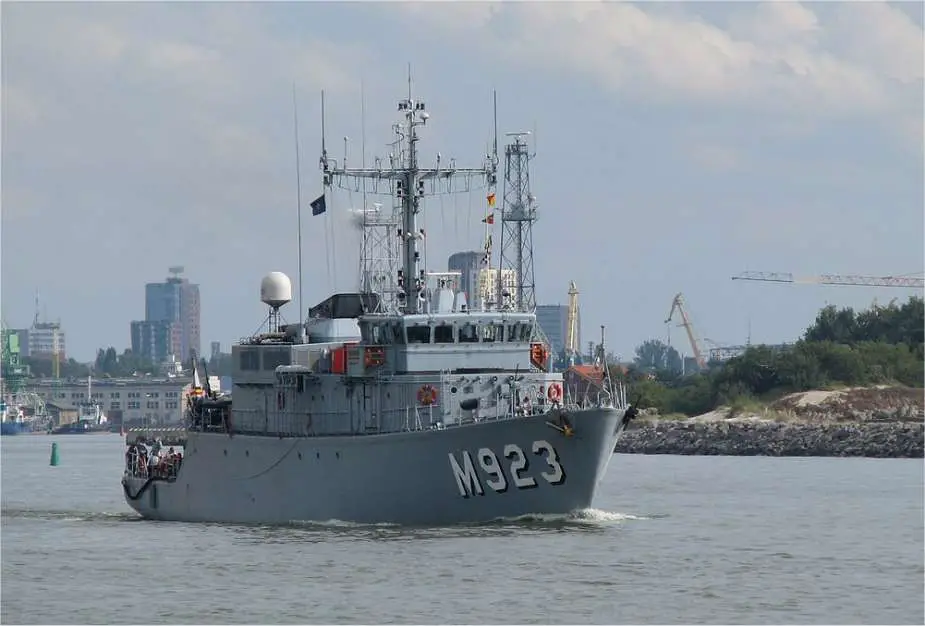 بلجيكا تزيد مساعدتها العسكرية لأوكرانيا بـ 300 مركبة Lynx و3 سفن Minehunter