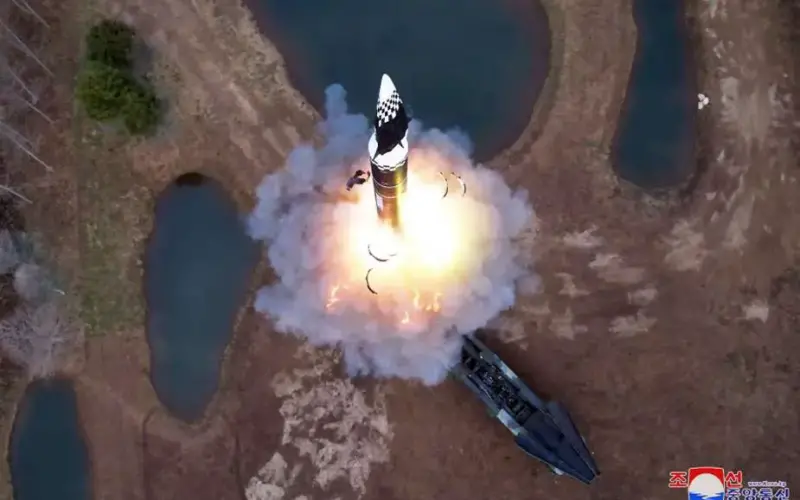 ما هو صاروخ Hwasong-16B الفائق السرعة والذي اختبرته كوريا الشمالية مؤخرًا؟