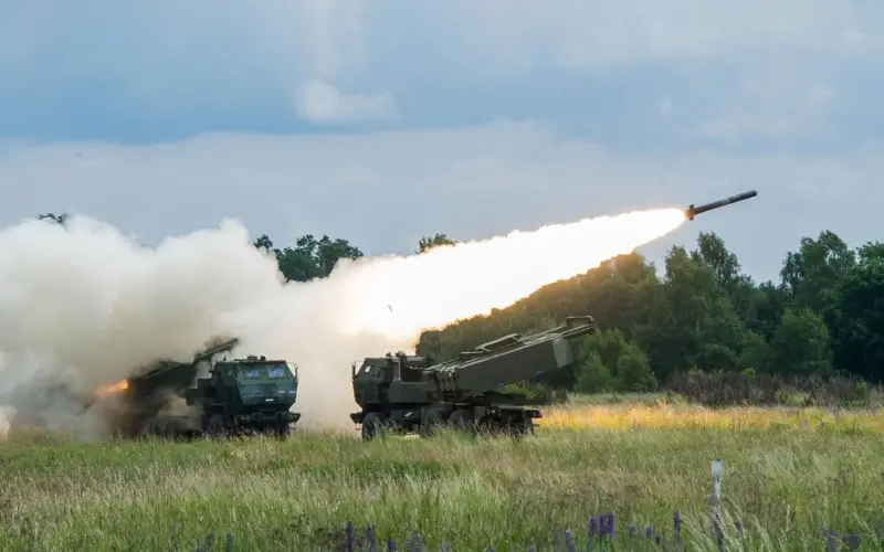 أوكرانيا تضرب لأول مرة نظام S-400 على الأراضي الروسية باستخدام HIMARS