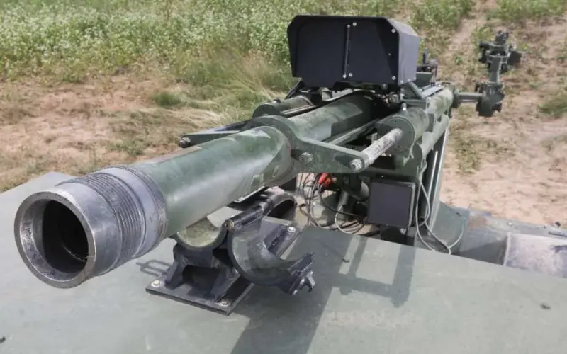 أمريكا تسلم مدفع هاوتزر Hawkeye Mobile عيار 105 ملم إلى أوكرانيا لاختباره القتالي