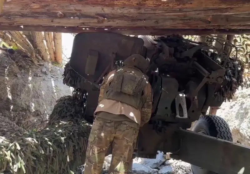 الوحدات الروسية تستخدم العربات والدراجات عند الاستيلاء على معاقل الجيش الأوكراني