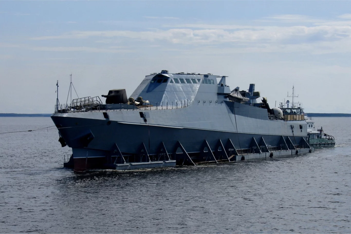 السفينة الروسية الجديدة "فيكتور فيليكي" مجهزة بمراوح للاختبار وتجهز كاسحة ألغام جديدة