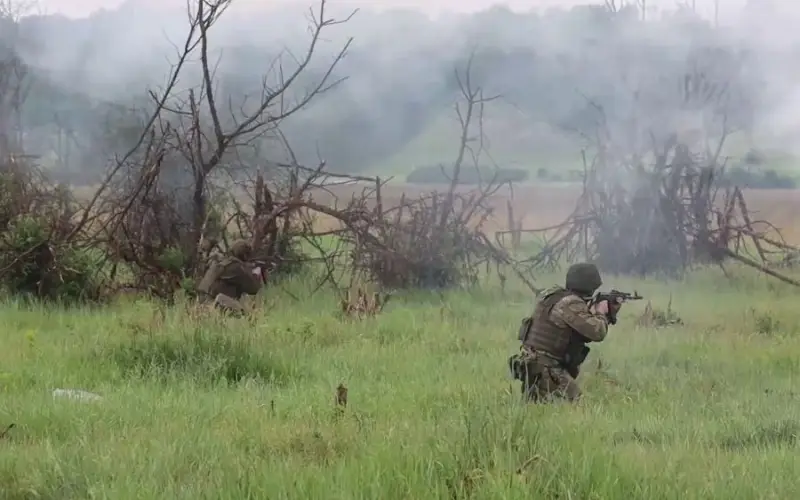 القوات الروسية تتقدم في اتجاه بوكروفسكي وأوكرانيا لا تستطيع تشكيل ألوية جديدة