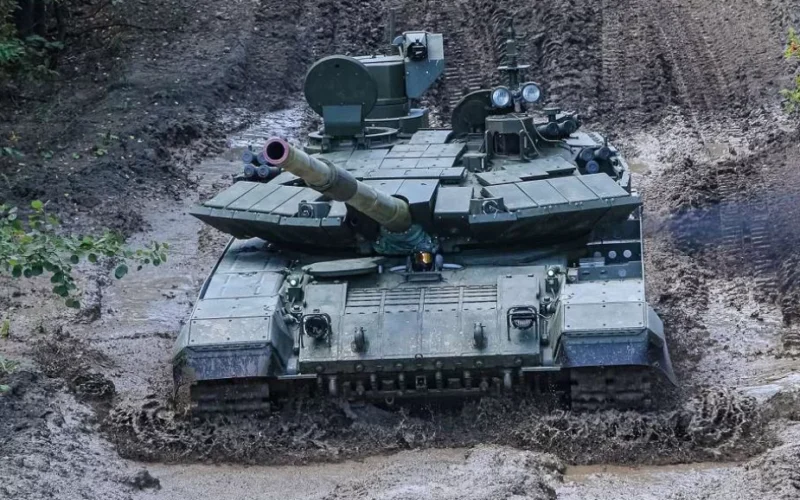 روسيا تسلم دفعة جديدة من دبابات T-90M Proryv للجيش الروسي لنشرها في أوكرانيا