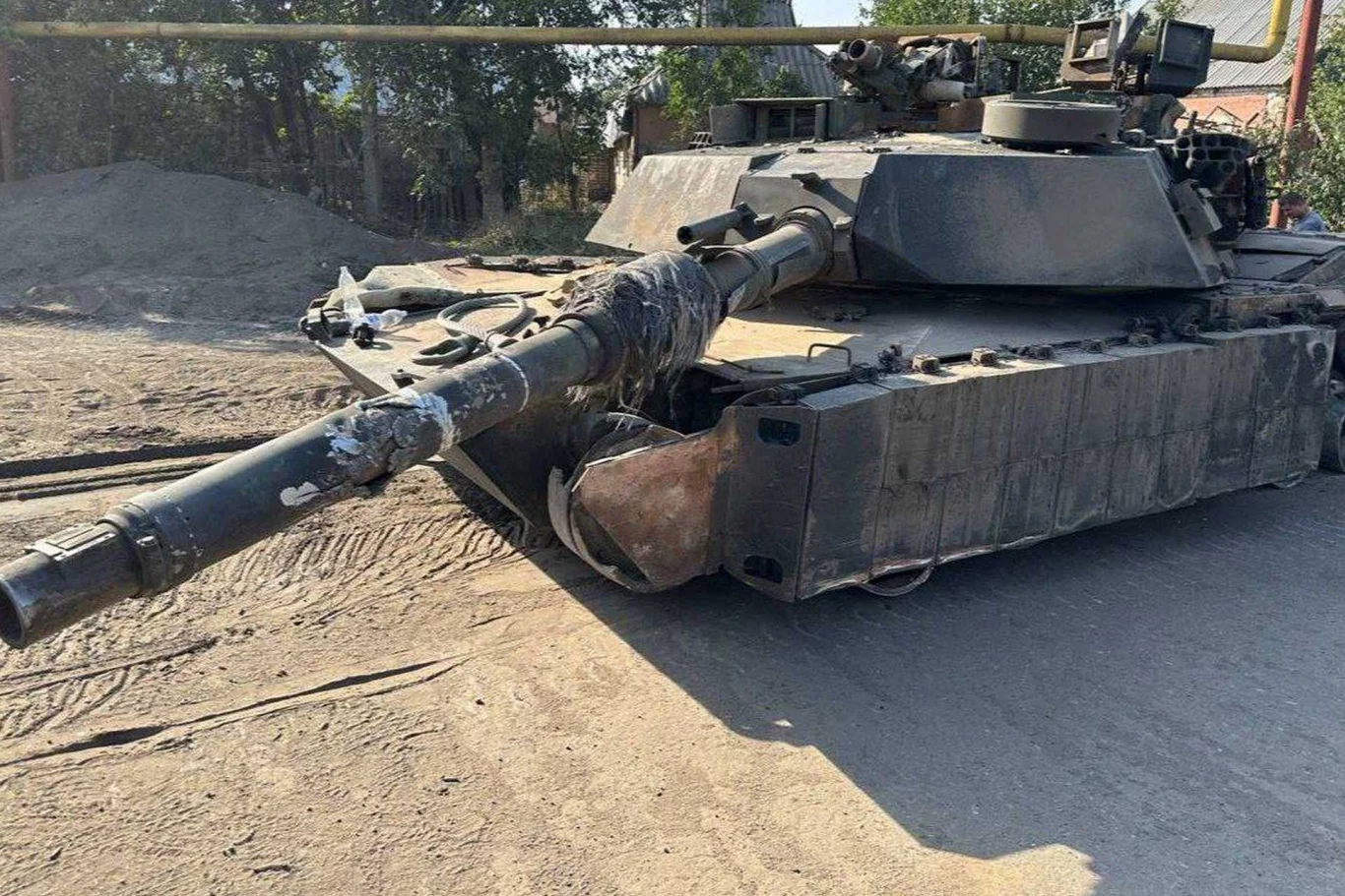 روسيا تبدأ في هندسة عكسية للدبابة الأمريكية من طراز أبرامز M1A1