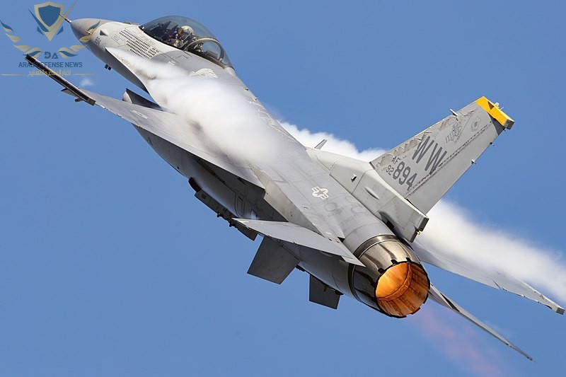 الصين تروج لطائرة J-10 كبديل لطائرة F-16