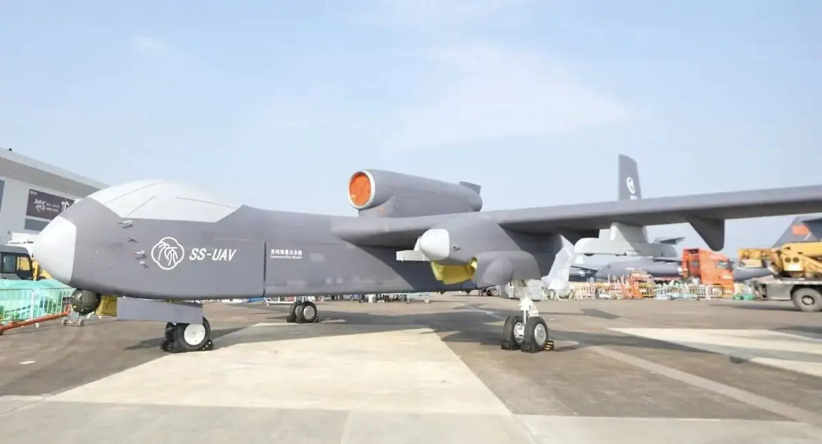 تفاصيل عن طائرة SS-UAV الصينية الجوية القادرة على إطلاق 100 طائرة بدون طيار