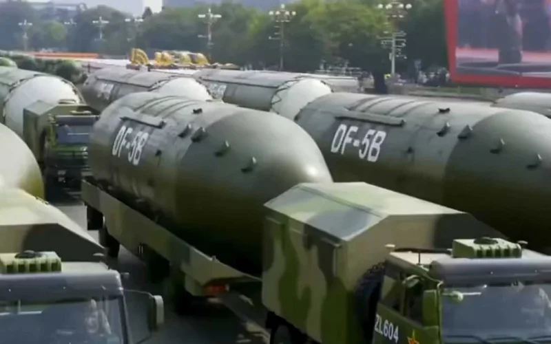 الصين تكشف عن صاروخ عابر للقارات DF-5B قادر على إلحاق دمار كارثي بأي عدو
