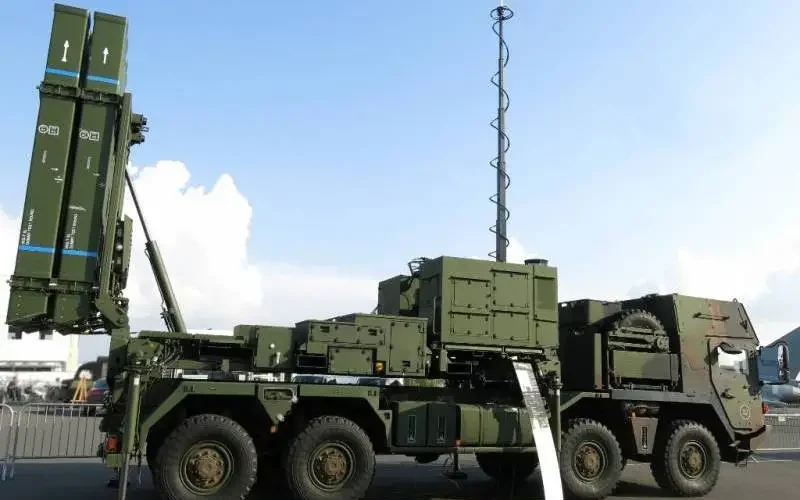 دفاعات أوكرانية تتعرض لضربة: تدمير منصتي IRIS-T ورادار P-18 سوفيتي