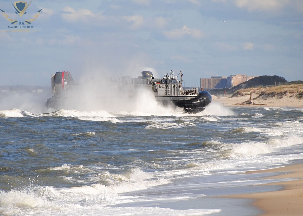 البحرية الأمريكية تعزز قدراتها بزوارق إنزال جديدة من طراز LCAC 114