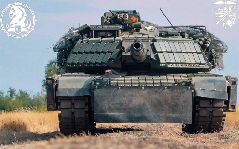 أوكرانيا تحدّث دبابات M1A1SA الأمريكية بعد رصد ثغرات دروعها في المعارك