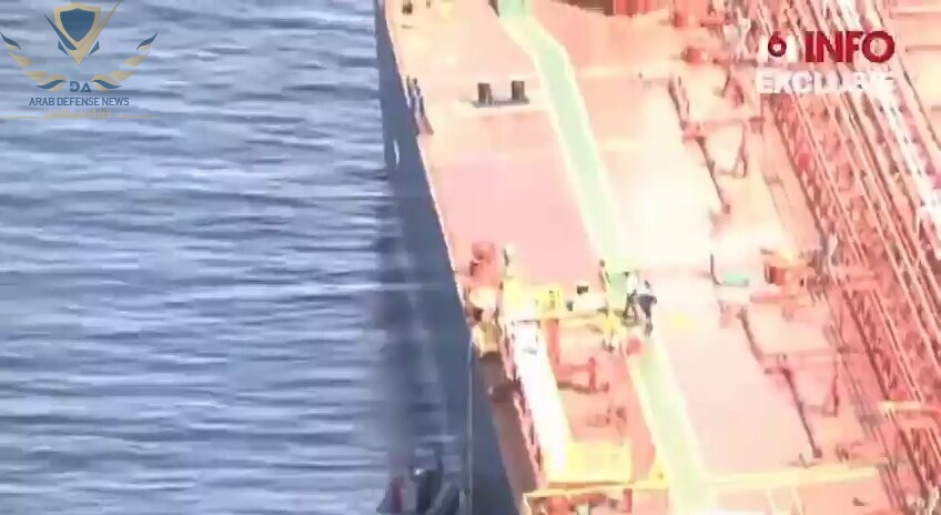 فرنسا تقتحم ناقلة روسية قبالة بوراكاي وسط شبهات بتدخل طائرة مسيّرة.