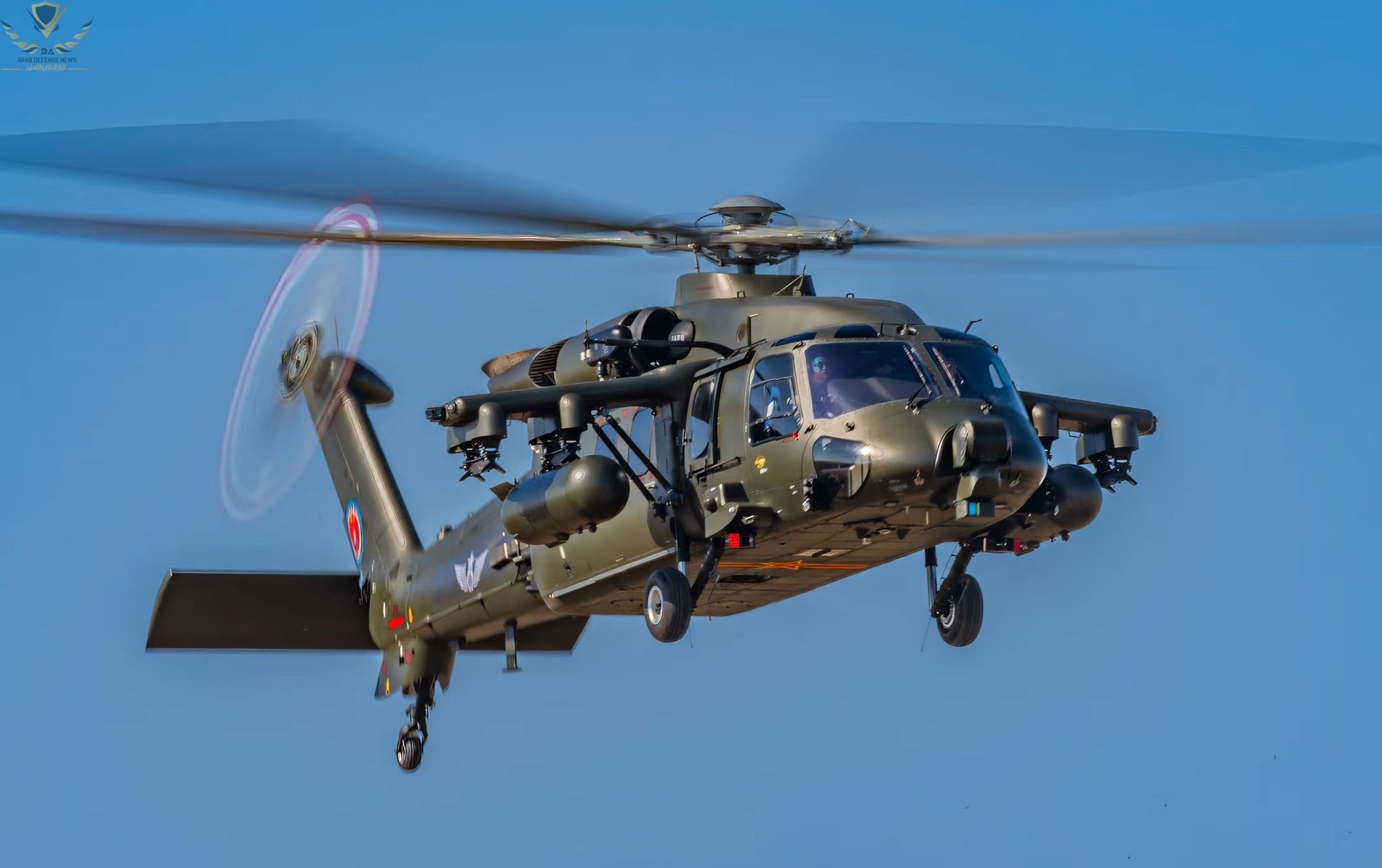 الصين تعرض مروحية Z-20T المسلحة أثناء العمل