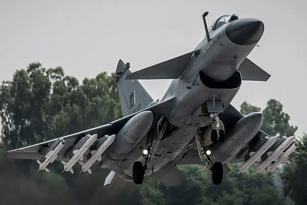 إيران والصين: صفقة جوية استراتيجية تعيد تشكيل ميزان القوة في المنطقة