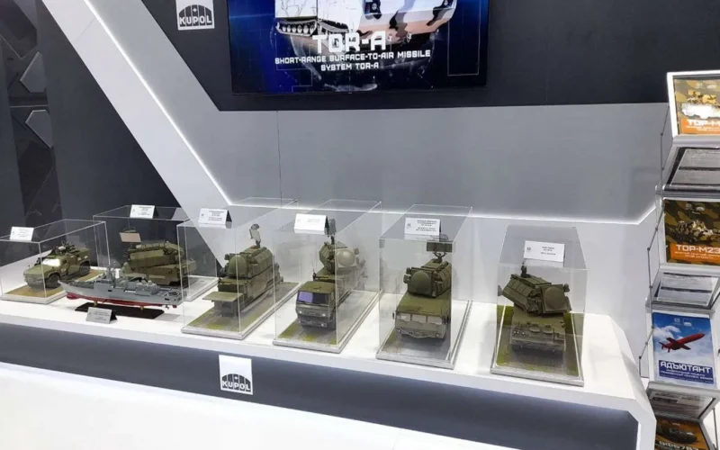 معرض دبي للطيران 2025 يستعرض نظام الدفاع الجوي الروسي Tor-E2