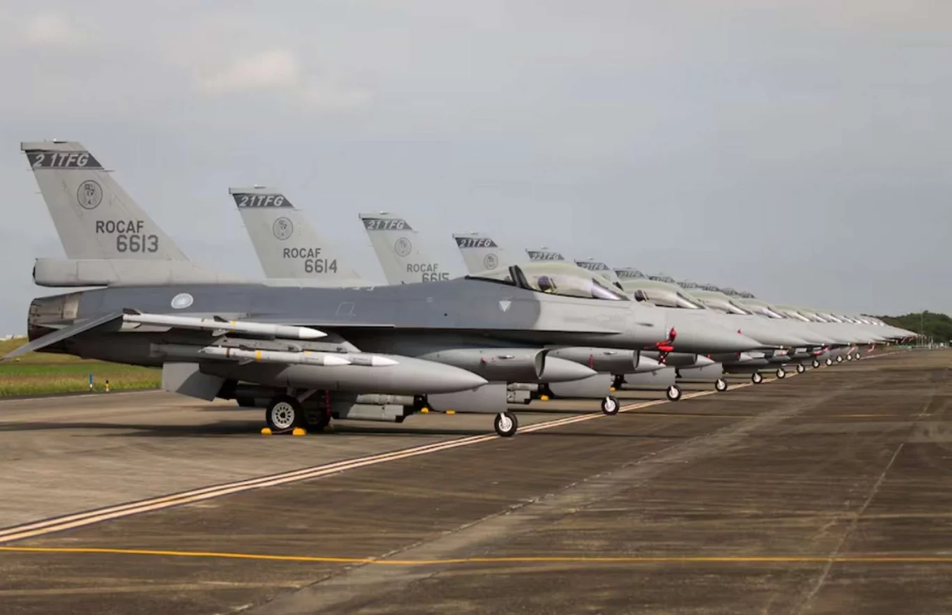 تايوان تطالب بتسريع تسليم طائرات F-16 وسط تصاعد التوتر مع الصين