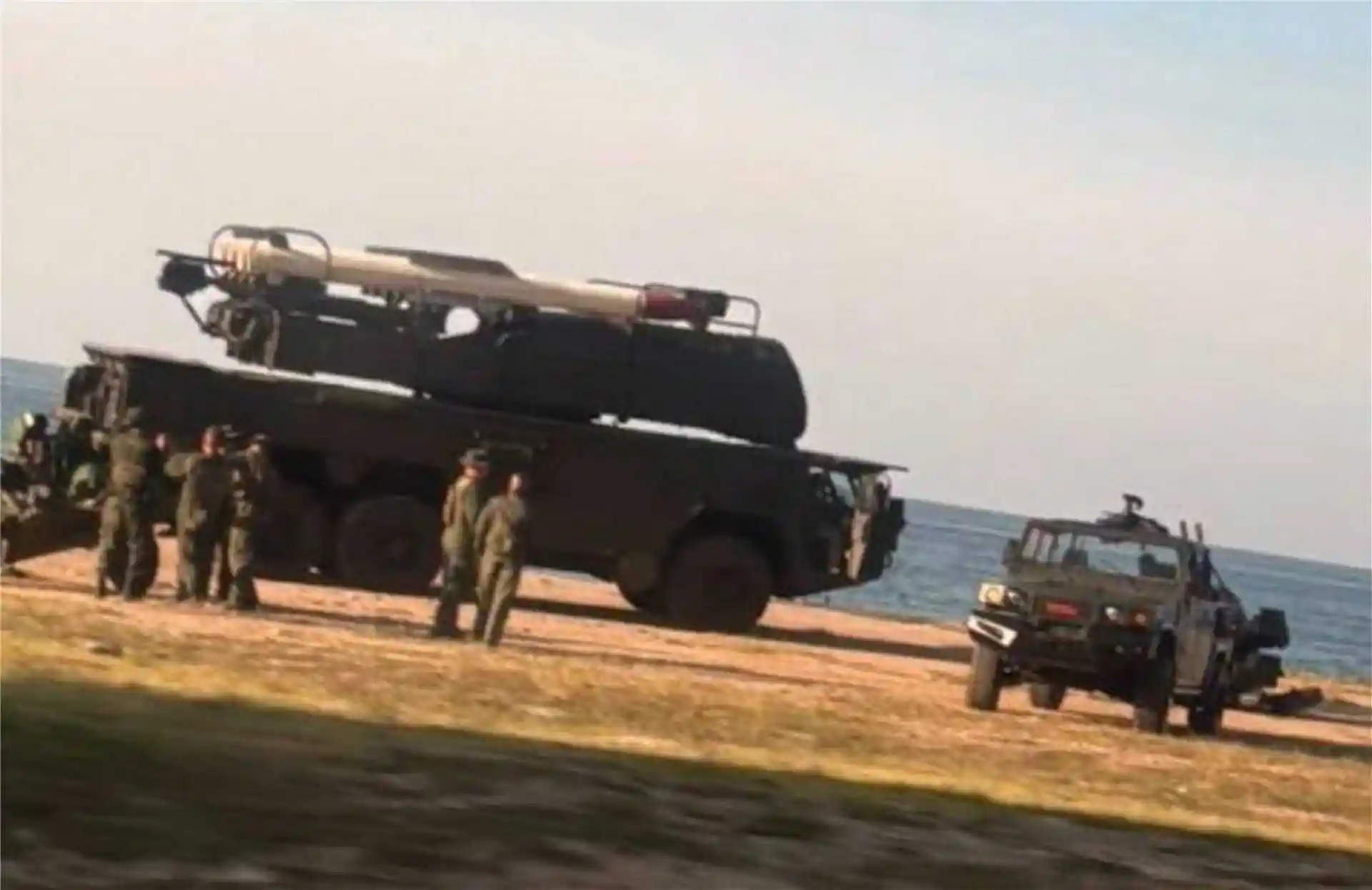 فنزويلا تنشر دفاعات جوية وهمية لردع المراقبة الأمريكية