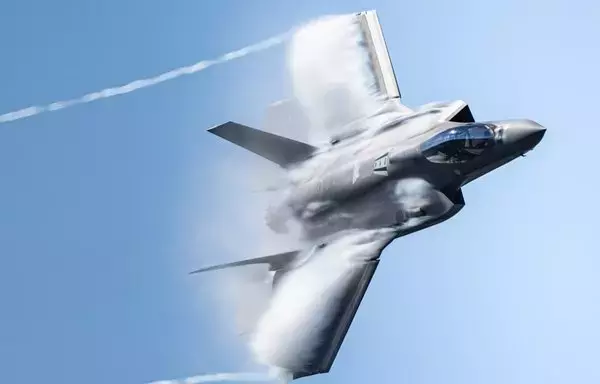 عودة محتملة لإف-35 إلى تركيا.. ترامب يفتح باب الصفقة مع استمرار تطوير مقاتلة كان