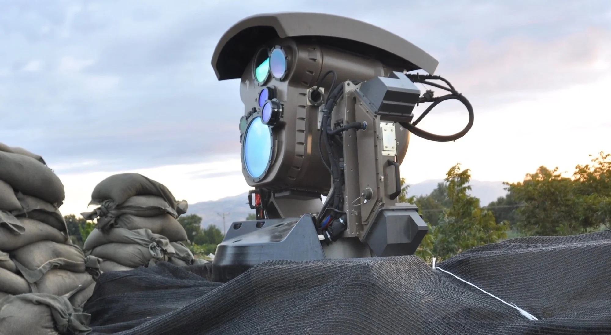 روسيا تنشر نظام الليزر الصيني الصياد الصامت لإسقاط الطائرات الأوكرانية