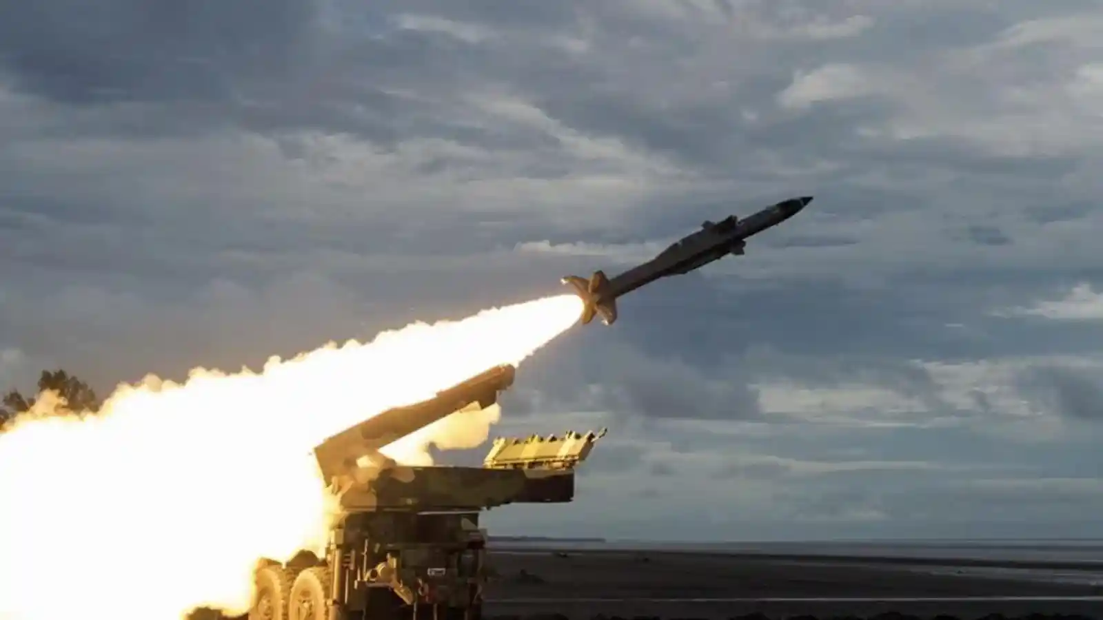 الهند تكمل تجارب صاروخ الدفاع الجوي أكاش-إن جي