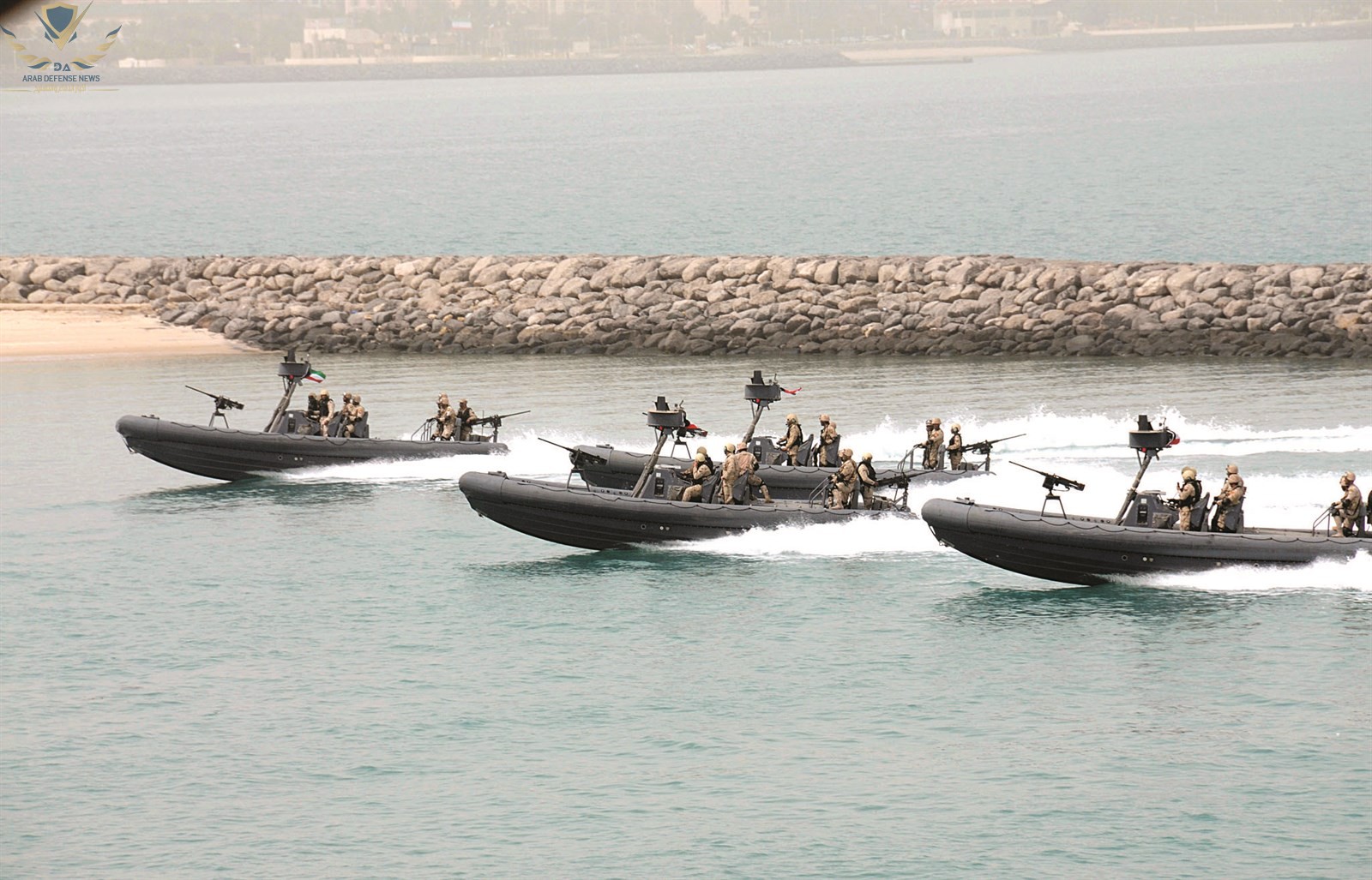 البحرية الكويتية تنشر زوارق صاروخية في قطر قبيل ديمدكس 2026