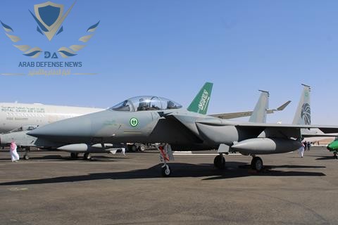 مقاتلات سعودية F-15SA تستعرض جاهزيتها القتالية في دبي