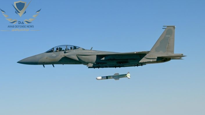  مقاتلات سعودية F-15SA تستعرض جاهزيتها القتالية في دبي