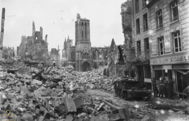 648x415_ville-caen-apres-bombardements-allies-9-juillet-1944.jpg