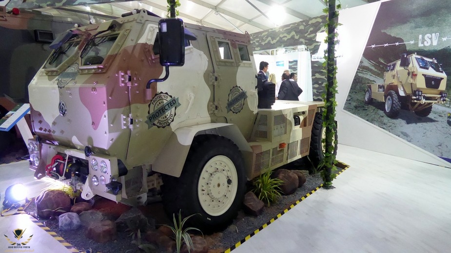 Ashok_Leyland_unveils_LSV_4x4_armoured_vehicle.jpg
