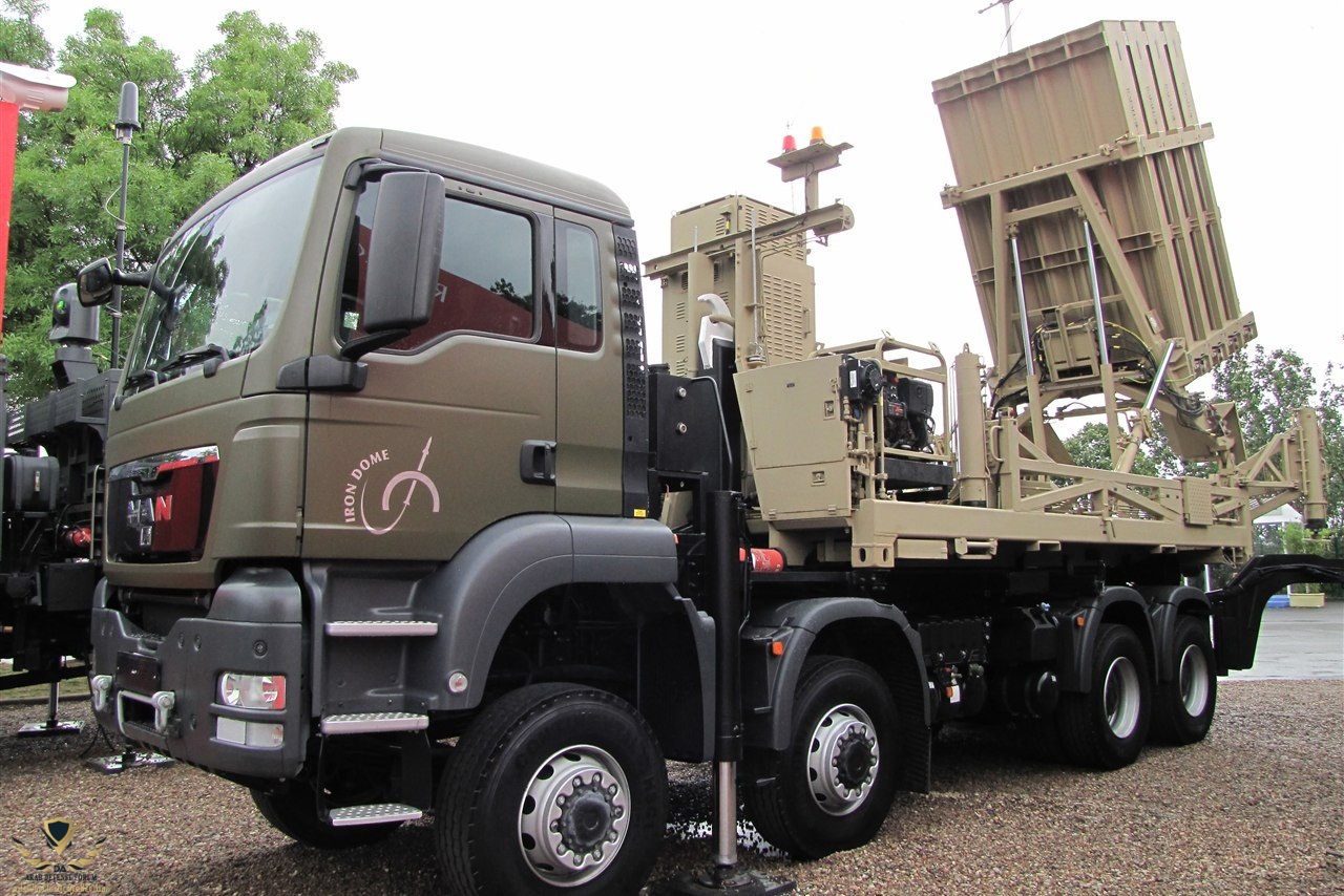 Iron Dome on MAN 8 x 8 TGS-41.440 truck-2.jpg