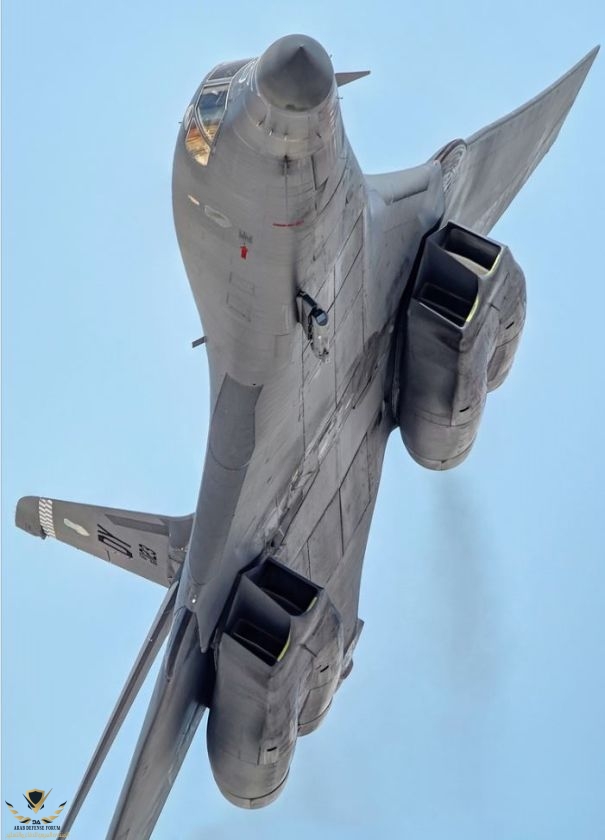 ea842821196c2d79c30c25db09fb7c67--dyes-military-jets.jpg