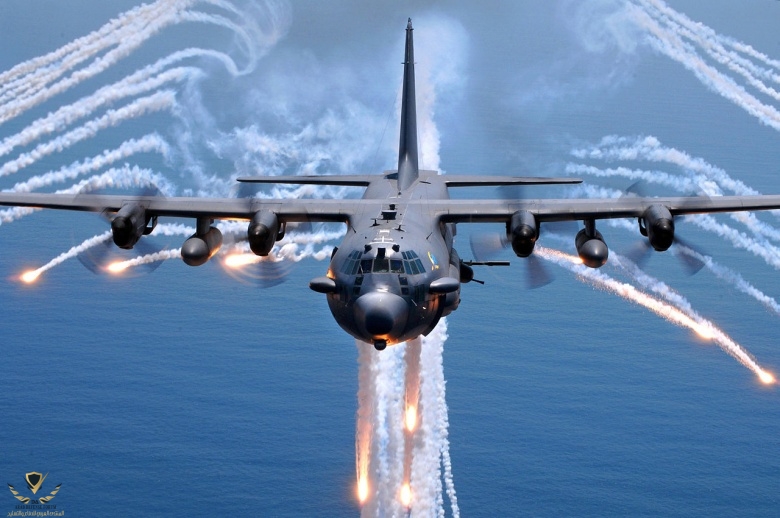 1280px-ac-130h_spectre_jettisons_flares.jpg