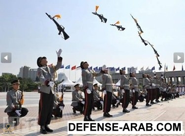 crazy_military_parades_25.jpg