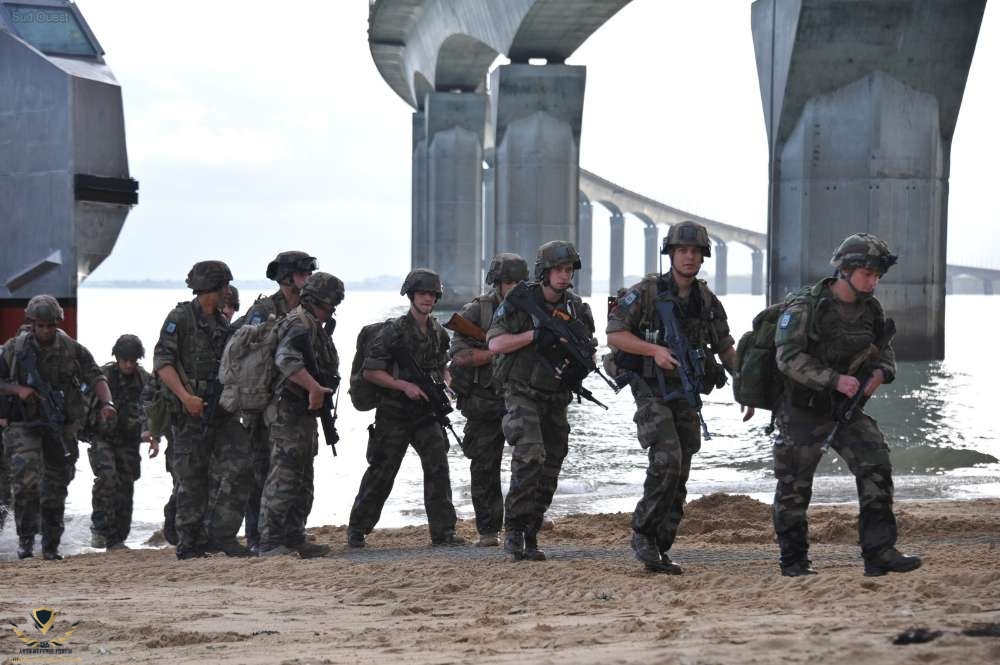 video-debarquement-sur-l-ile-de-re-lexercice-militaire-en-images.jpg