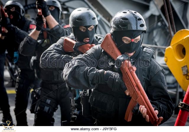 moroccan-navy-sailors-participate-in-an-proliferation-security-initiative-j9y5fg.jpg