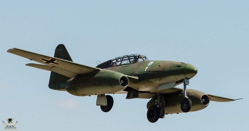 Messerschmitt Me 262的搜索结果_百度图片搜索.jpg