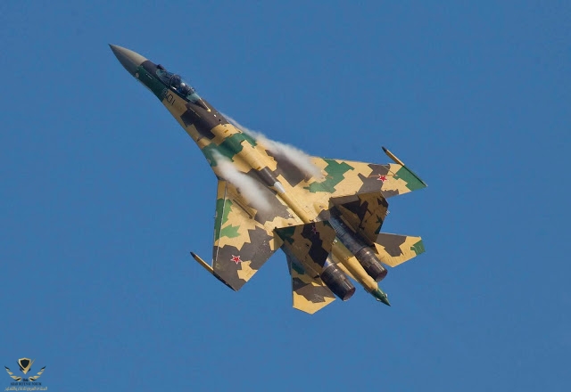 Sukhoi Su-35 at MAKS 2011.jpg
