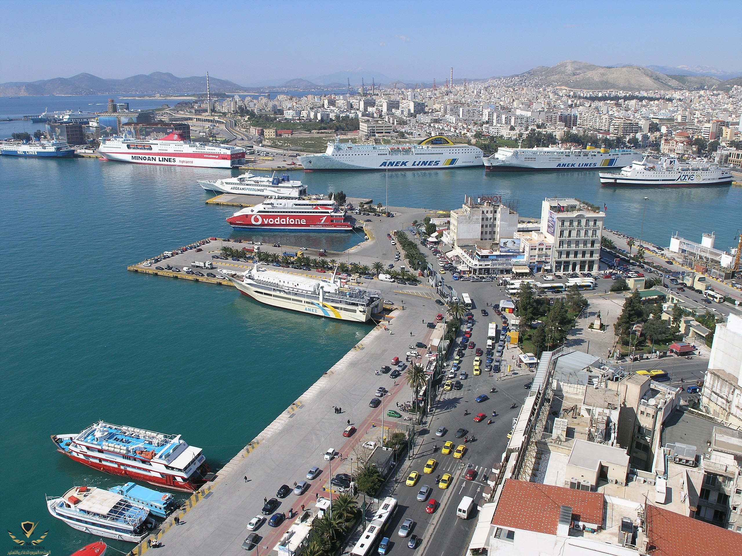 2560px-Port_of_Piraeus.jpg