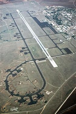 250px-Incirlik_Air_Base_overhead_1987.jpg