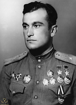 250px-Amet-khan_Sultan_(cropped).jpg