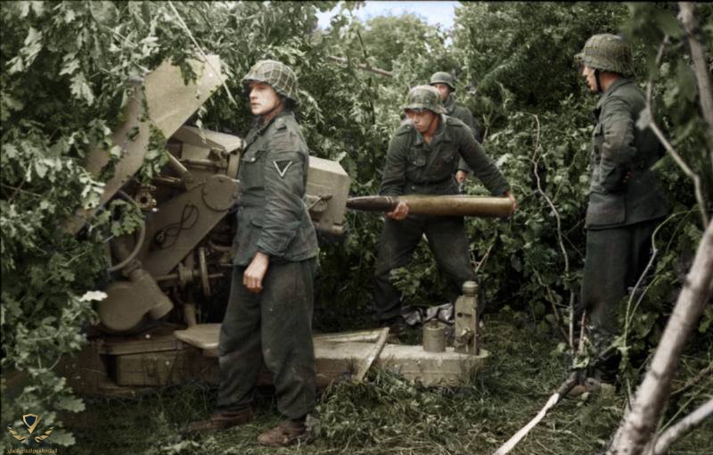 a-pak-43-concealed-behind-a-hedge-france-june-1944.jpg