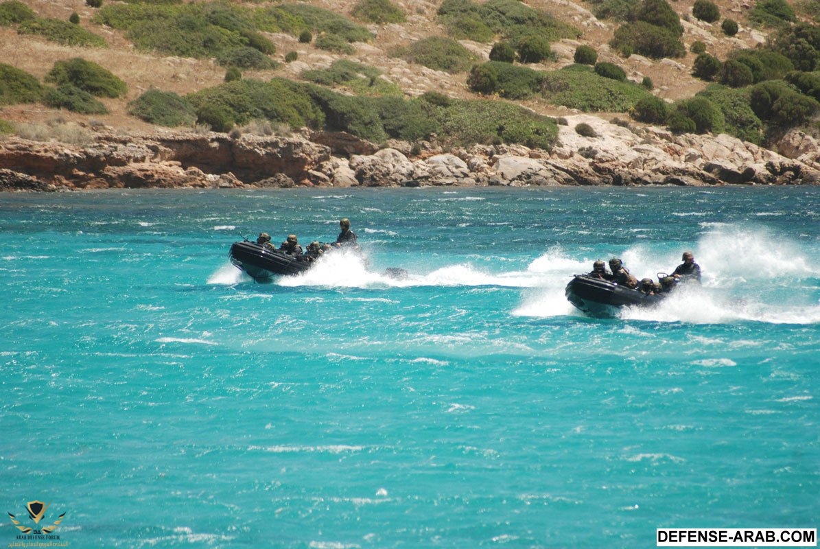 c7a2aaf7-0db6-44b3-89d9-e7096ac00764MAREAPERTO-2012-(34).jpg