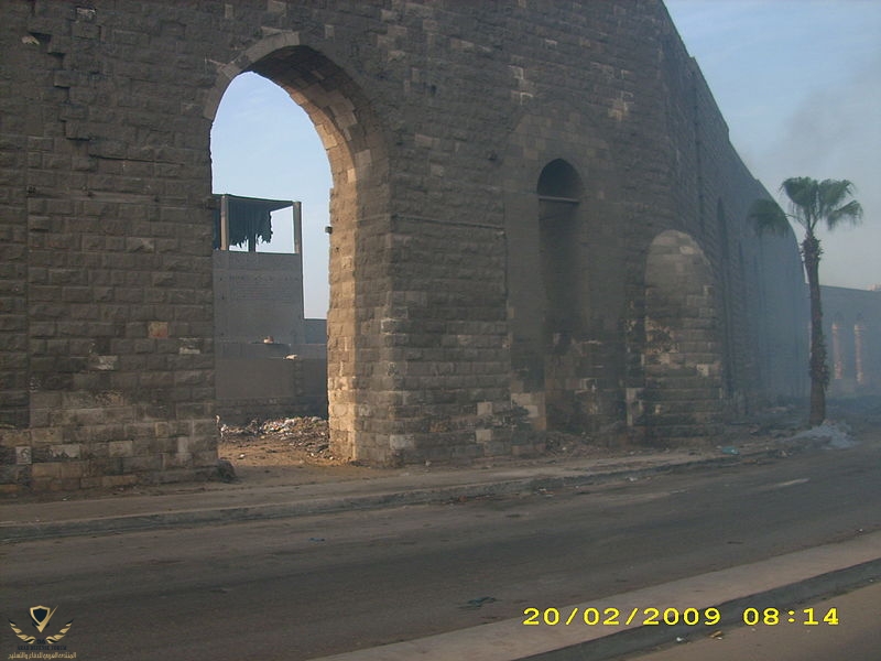 800px-Citadel_Aqueduct_Cairo7.jpg