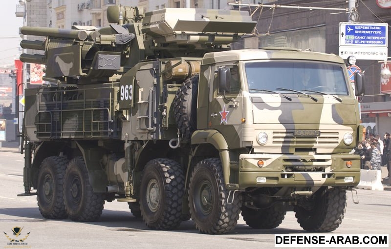 800px-Pantsir-S1_during_the_Victory_parade_2010.jpg
